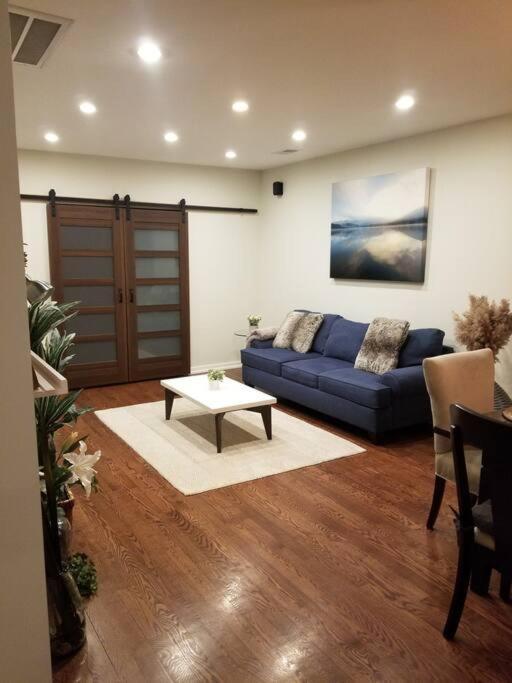 Nice And Cozy. Sleeps 5. Appartement Chicago Buitenkant foto