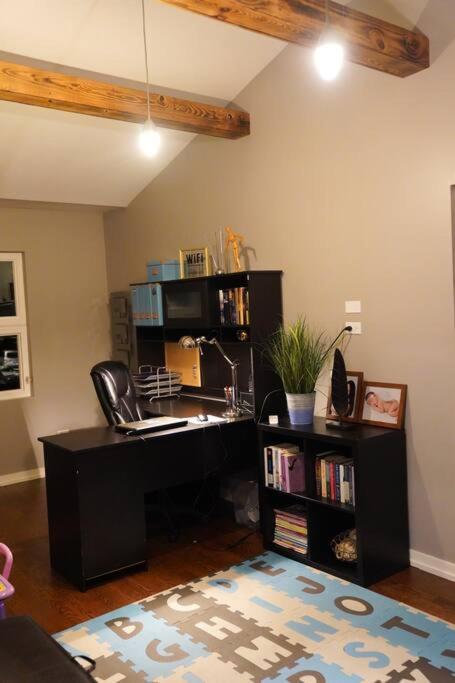 Nice And Cozy. Sleeps 5. Appartement Chicago Buitenkant foto