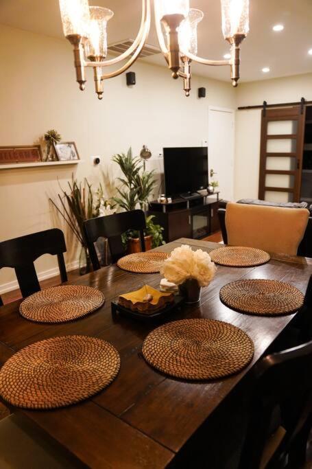 Nice And Cozy. Sleeps 5. Appartement Chicago Buitenkant foto